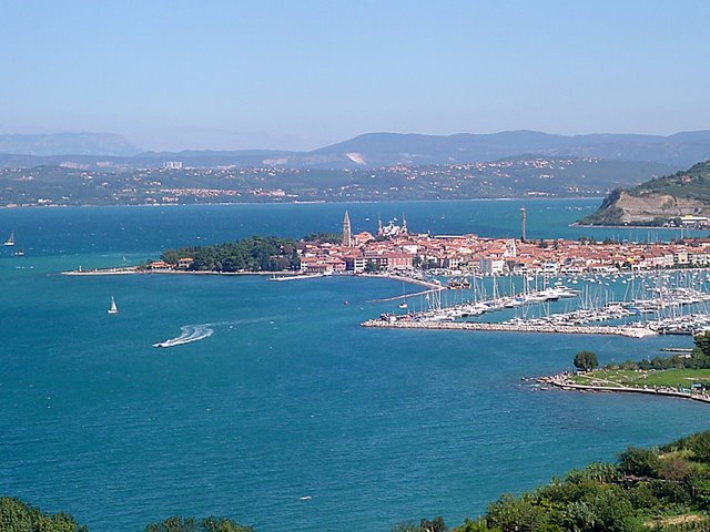 Izola prevozi